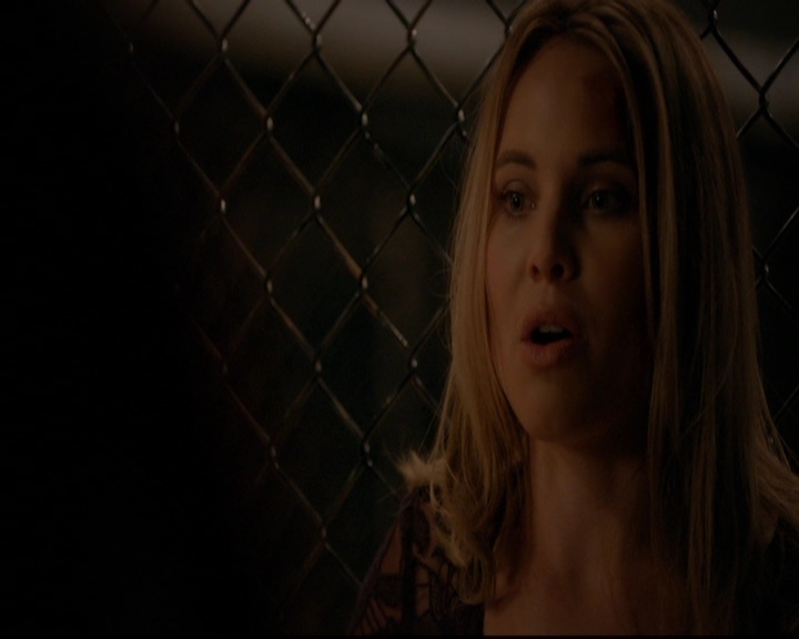 VampireDiariesWorld-dot-nl_TheOriginals_3x08TheOtherGirlInNewOrleans1228.jpg