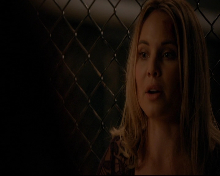 VampireDiariesWorld-dot-nl_TheOriginals_3x08TheOtherGirlInNewOrleans1230.jpg