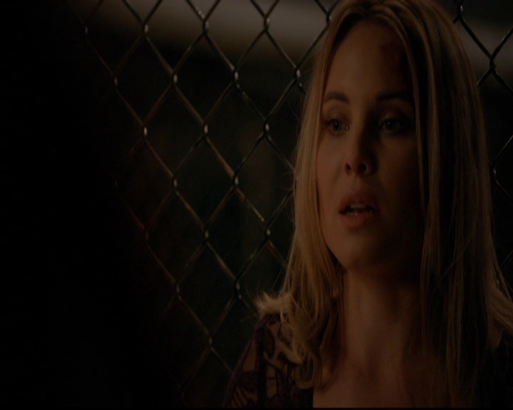 VampireDiariesWorld-dot-nl_TheOriginals_3x08TheOtherGirlInNewOrleans1235.jpg