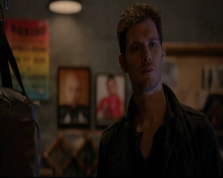 VampireDiariesWorld-dot-nl_TheOriginals_3x08TheOtherGirlInNewOrleans1312.jpg