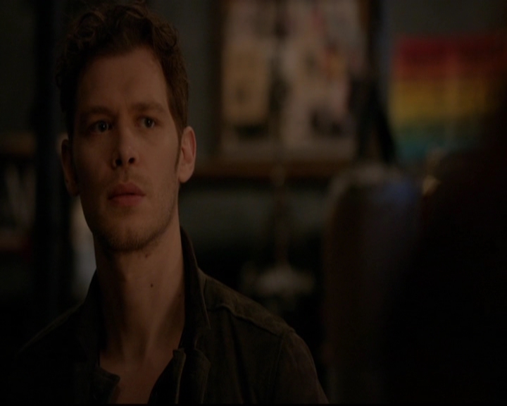 VampireDiariesWorld-dot-nl_TheOriginals_3x08TheOtherGirlInNewOrleans1419.jpg