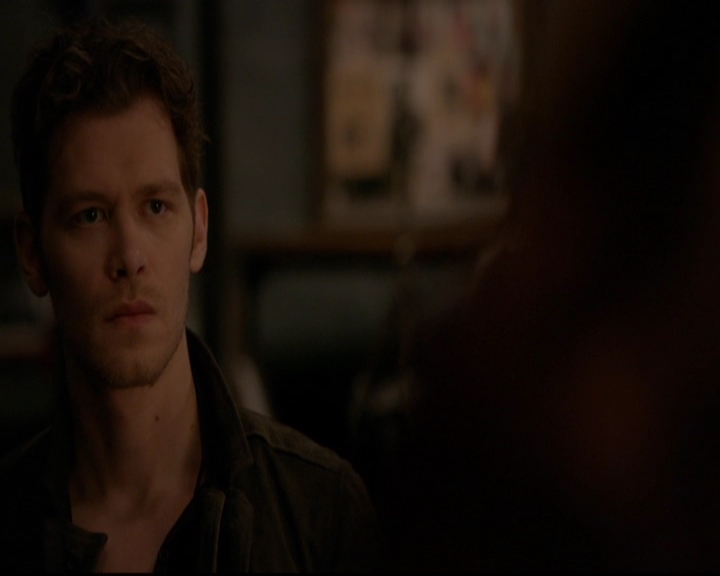 VampireDiariesWorld-dot-nl_TheOriginals_3x08TheOtherGirlInNewOrleans1421.jpg