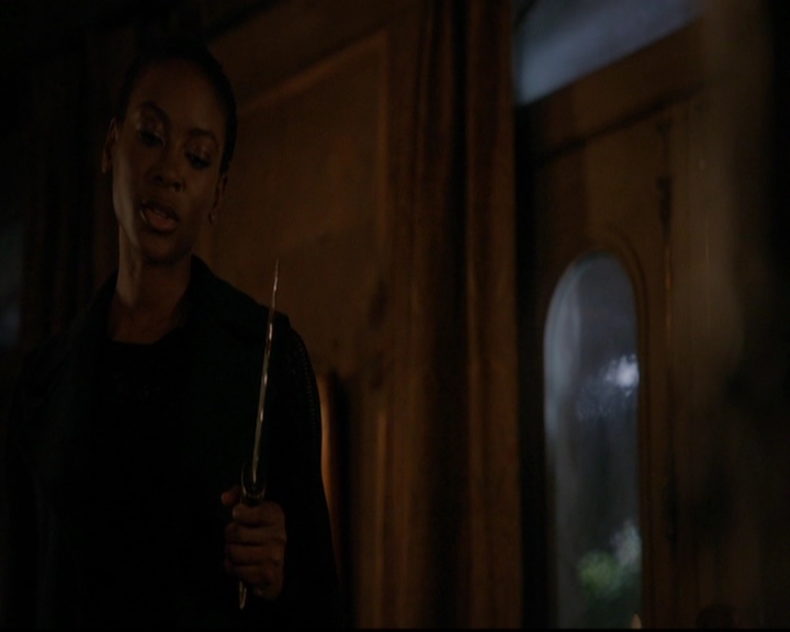 VampireDiariesWorld-dot-nl_TheOriginals_3x08TheOtherGirlInNewOrleans1499.jpg