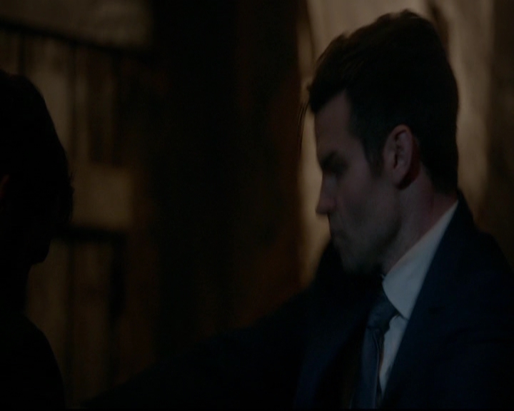 VampireDiariesWorld-dot-nl_TheOriginals_3x08TheOtherGirlInNewOrleans1519.jpg