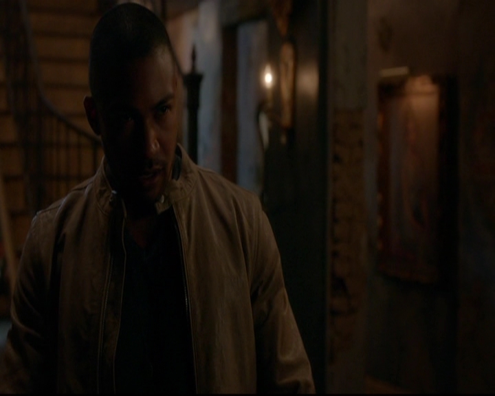 VampireDiariesWorld-dot-nl_TheOriginals_3x08TheOtherGirlInNewOrleans1581.jpg