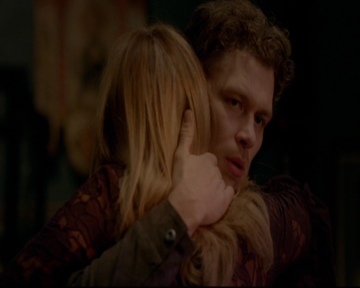 VampireDiariesWorld-dot-nl_TheOriginals_3x08TheOtherGirlInNewOrleans1814.jpg