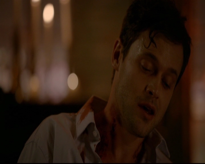 VampireDiariesWorld-dot-nl_TheOriginals_3x08TheOtherGirlInNewOrleans1890.jpg