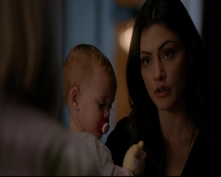 VampireDiariesWorld-dot-nl_TheOriginals_3x08TheOtherGirlInNewOrleans1984.jpg