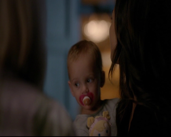 VampireDiariesWorld-dot-nl_TheOriginals_3x08TheOtherGirlInNewOrleans1988.jpg