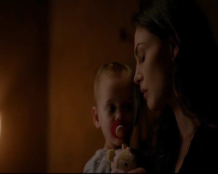 VampireDiariesWorld-dot-nl_TheOriginals_3x08TheOtherGirlInNewOrleans1995.jpg