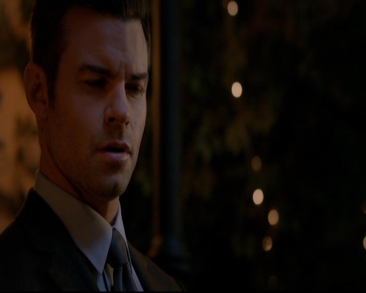 VampireDiariesWorld-dot-nl_TheOriginals_3x08TheOtherGirlInNewOrleans2014.jpg