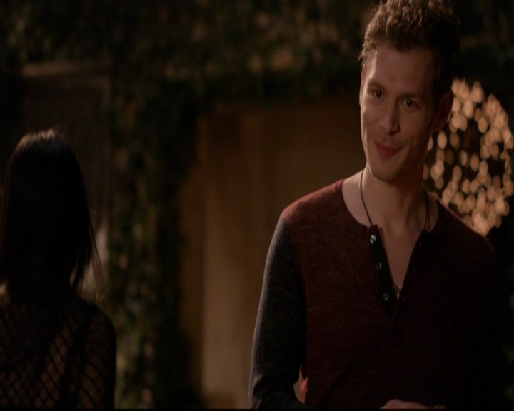 VampireDiariesWorld-dot-nl_TheOriginals_3x09Savior0100.jpg