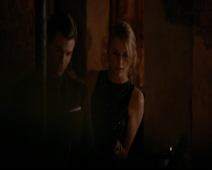 VampireDiariesWorld-dot-nl_TheOriginals_3x09Savior1827.jpg