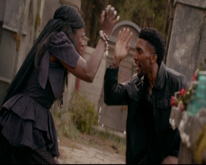 VampireDiariesWorld-dot-nl_TheOriginals_3x10AGhostAlongTheMississippi0535.jpg