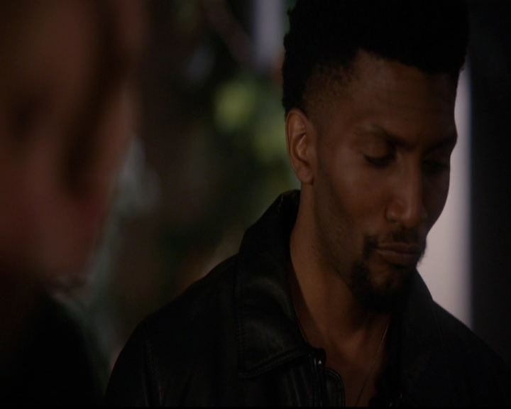 VampireDiariesWorld-dot-nl_TheOriginals_3x10AGhostAlongTheMississippi0932.jpg