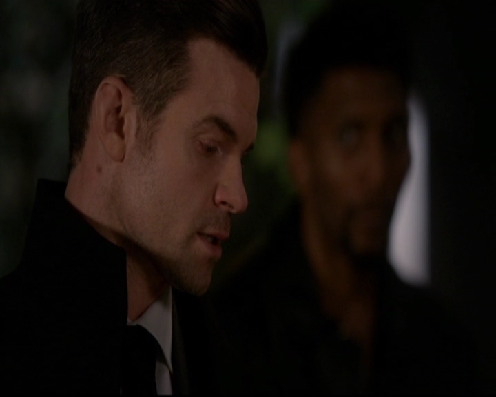 VampireDiariesWorld-dot-nl_TheOriginals_3x10AGhostAlongTheMississippi0949.jpg