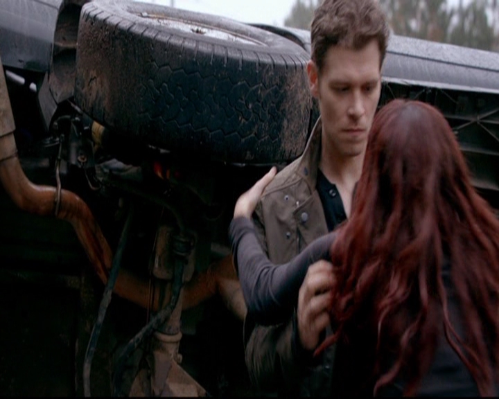 VampireDiariesWorld-dot-nl_TheOriginals_3x10AGhostAlongTheMississippi1191.jpg