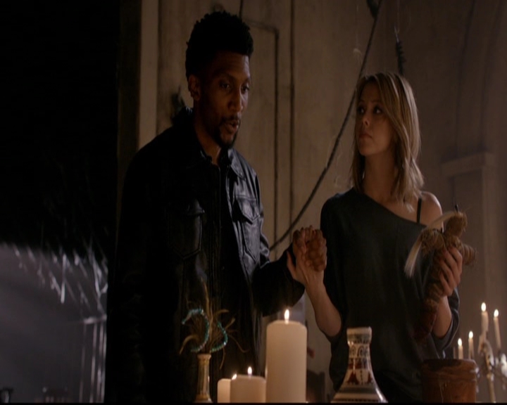 VampireDiariesWorld-dot-nl_TheOriginals_3x10AGhostAlongTheMississippi1326.jpg