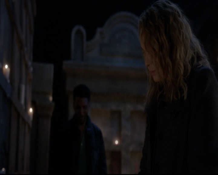 VampireDiariesWorld-dot-nl_TheOriginals_3x10AGhostAlongTheMississippi1843.jpg