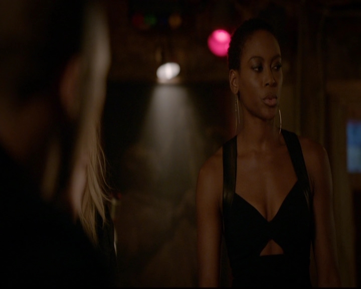 VampireDiariesWorld-dot-nl_TheOriginals_3x11WildAtHeart0150.jpg