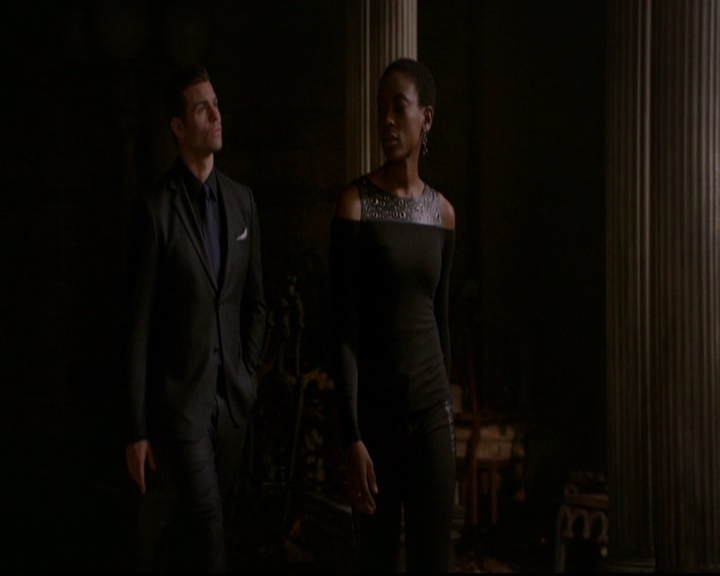 VampireDiariesWorld-dot-nl_TheOriginals_3x11WildAtHeart0742.jpg