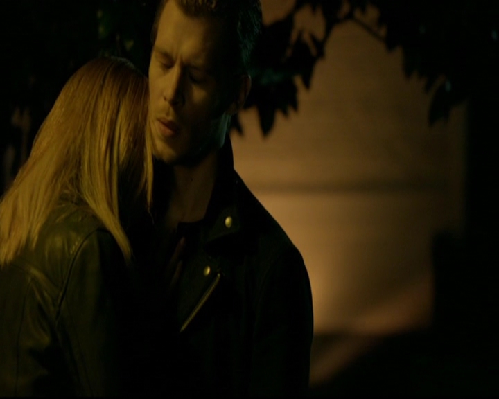 VampireDiariesWorld-dot-nl_TheOriginals_3x11WildAtHeart1020.jpg