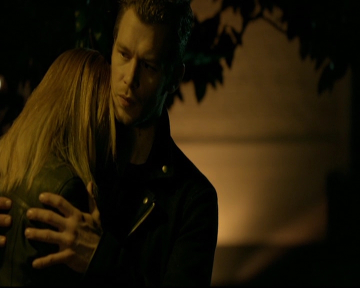 VampireDiariesWorld-dot-nl_TheOriginals_3x11WildAtHeart1022.jpg