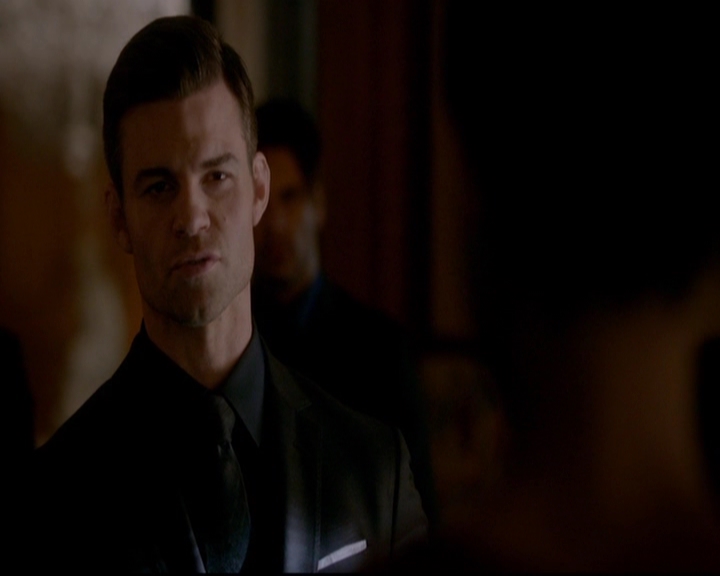 VampireDiariesWorld-dot-nl_TheOriginals_3x12DeadAngels0725.jpg