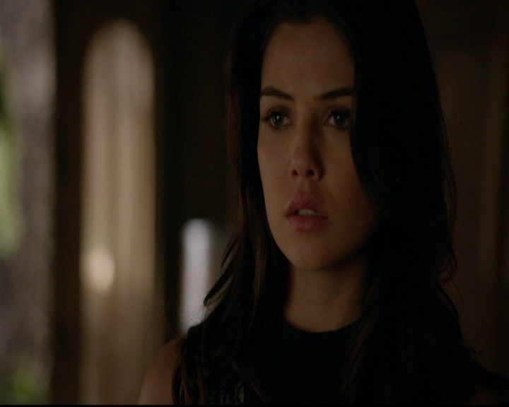 VampireDiariesWorld-dot-nl_TheOriginals_3x12DeadAngels0801.jpg