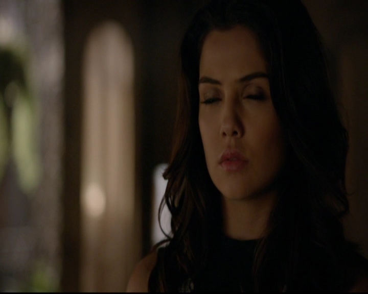 VampireDiariesWorld-dot-nl_TheOriginals_3x12DeadAngels0842.jpg