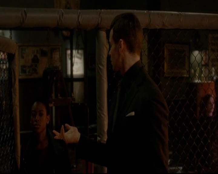 VampireDiariesWorld-dot-nl_TheOriginals_3x12DeadAngels0871.jpg