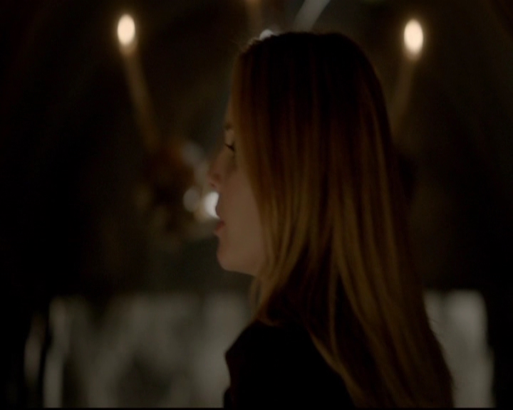 VampireDiariesWorld-dot-nl_TheOriginals_3x12DeadAngels0910.jpg