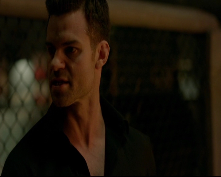 VampireDiariesWorld-dot-nl_TheOriginals_3x12DeadAngels1095.jpg