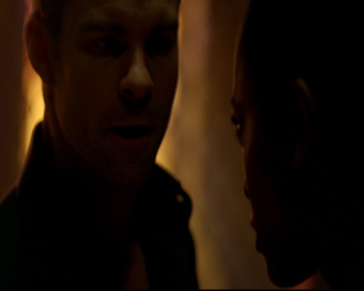 VampireDiariesWorld-dot-nl_TheOriginals_3x12DeadAngels1148.jpg