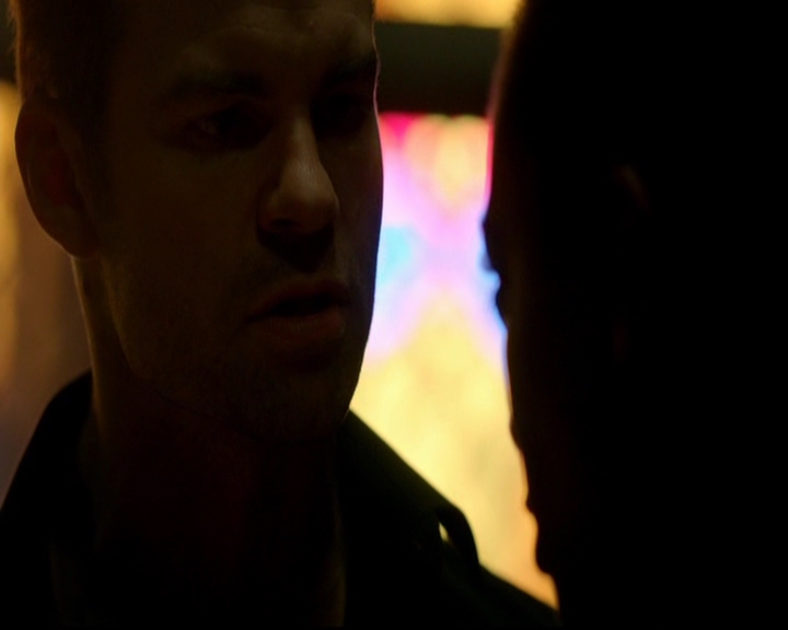 VampireDiariesWorld-dot-nl_TheOriginals_3x12DeadAngels1153.jpg