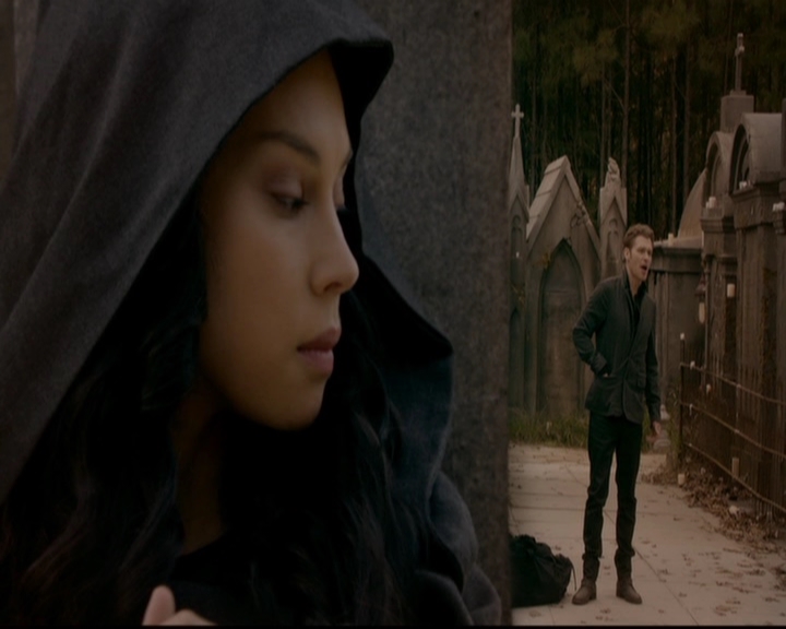 VampireDiariesWorld-dot-nl_TheOriginals_3x12DeadAngels1236.jpg