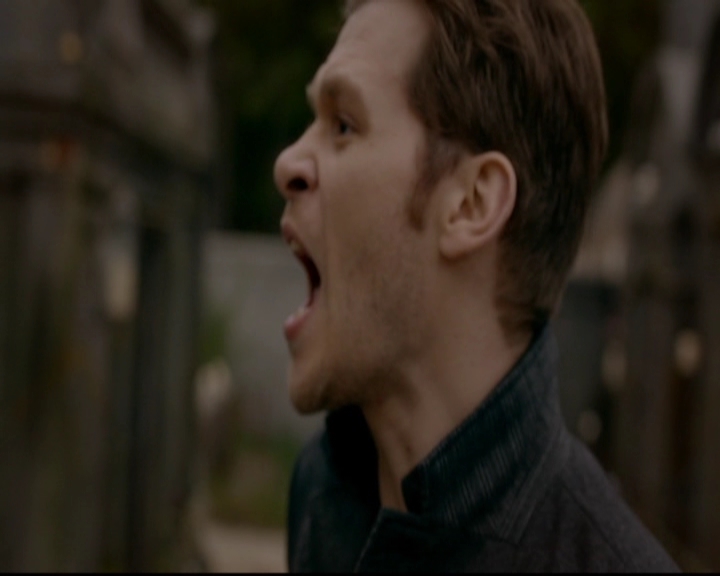 VampireDiariesWorld-dot-nl_TheOriginals_3x12DeadAngels1242.jpg