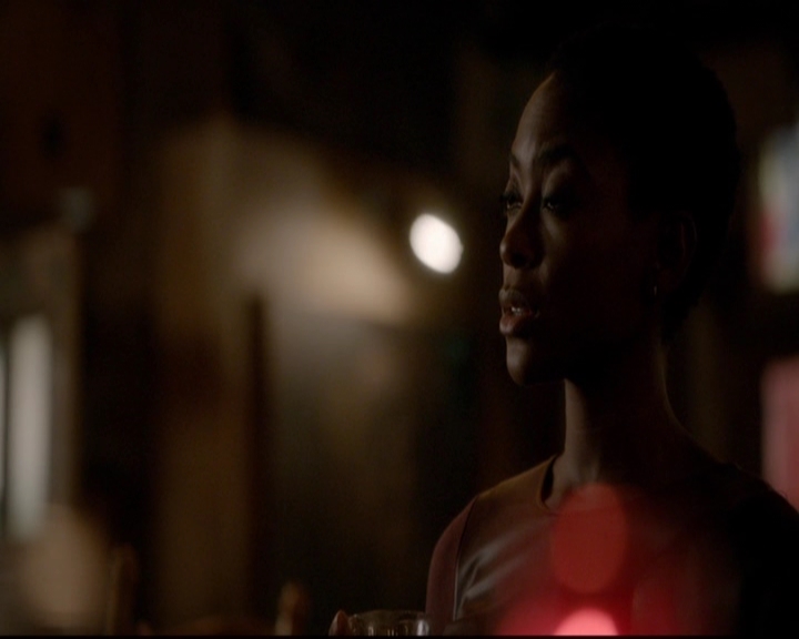 VampireDiariesWorld-dot-nl_TheOriginals_3x12DeadAngels1285.jpg