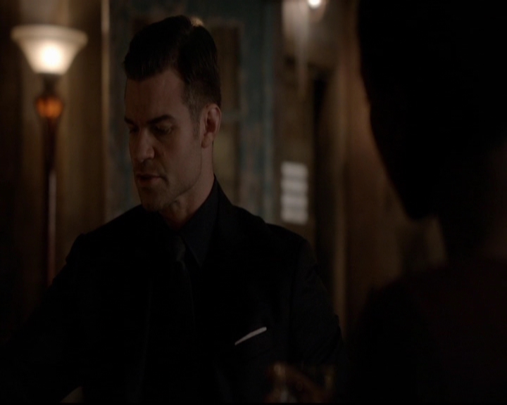 VampireDiariesWorld-dot-nl_TheOriginals_3x12DeadAngels1287.jpg