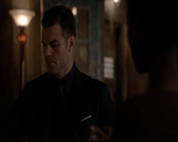 VampireDiariesWorld-dot-nl_TheOriginals_3x12DeadAngels1289.jpg