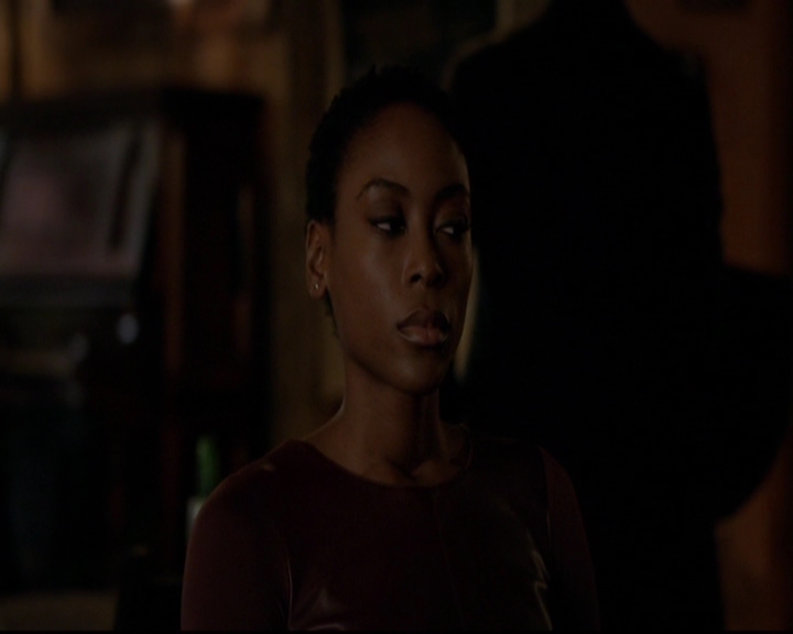 VampireDiariesWorld-dot-nl_TheOriginals_3x12DeadAngels1344.jpg