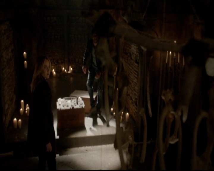 VampireDiariesWorld-dot-nl_TheOriginals_3x12DeadAngels1359.jpg