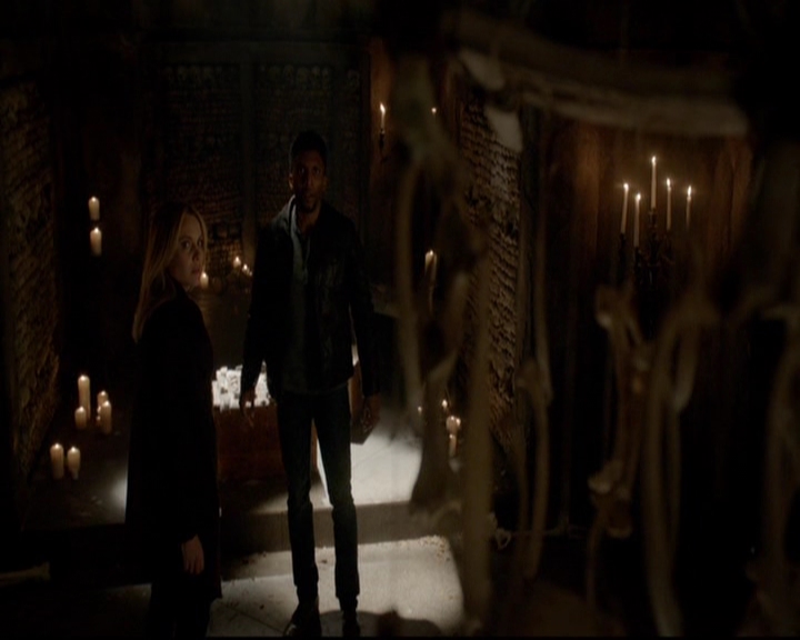 VampireDiariesWorld-dot-nl_TheOriginals_3x12DeadAngels1361.jpg