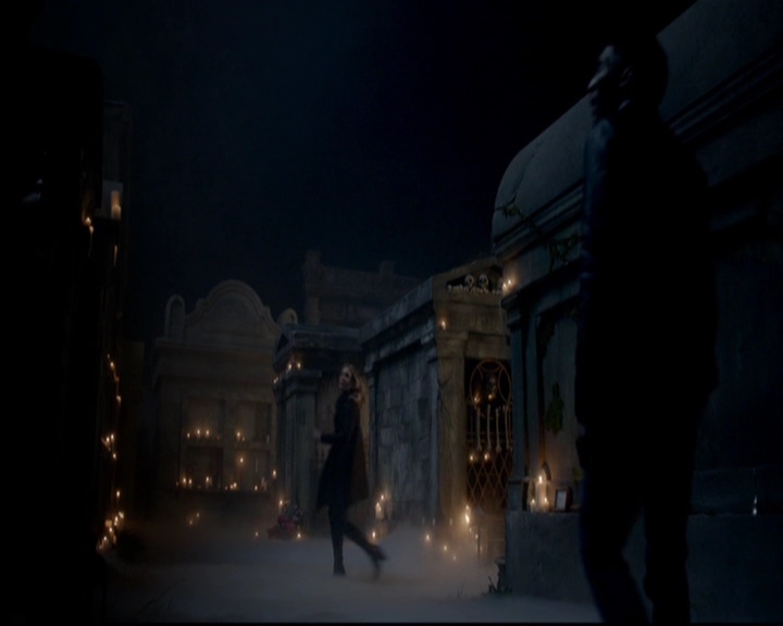 VampireDiariesWorld-dot-nl_TheOriginals_3x12DeadAngels1417.jpg