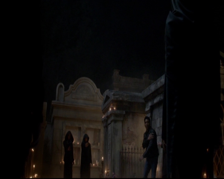 VampireDiariesWorld-dot-nl_TheOriginals_3x12DeadAngels1449.jpg