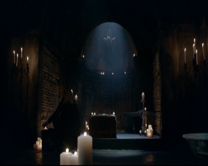 VampireDiariesWorld-dot-nl_TheOriginals_3x12DeadAngels1472.jpg