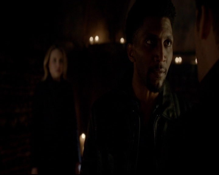 VampireDiariesWorld-dot-nl_TheOriginals_3x12DeadAngels1658.jpg