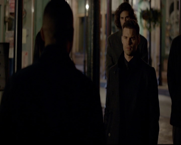 VampireDiariesWorld-dot-nl_TheOriginals_3x12DeadAngels1700.jpg