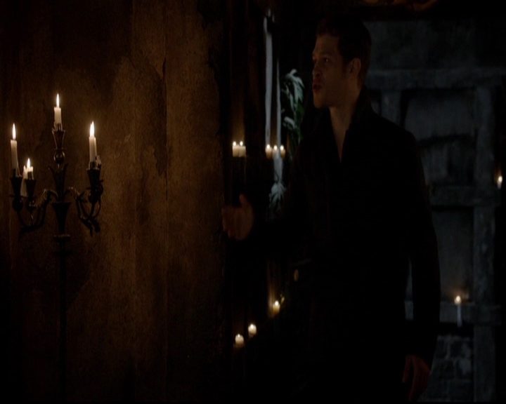 VampireDiariesWorld-dot-nl_TheOriginals_3x12DeadAngels1824.jpg