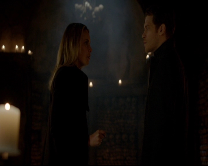 VampireDiariesWorld-dot-nl_TheOriginals_3x12DeadAngels1843.jpg